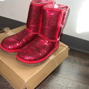 Women’s sequence Ugg boots